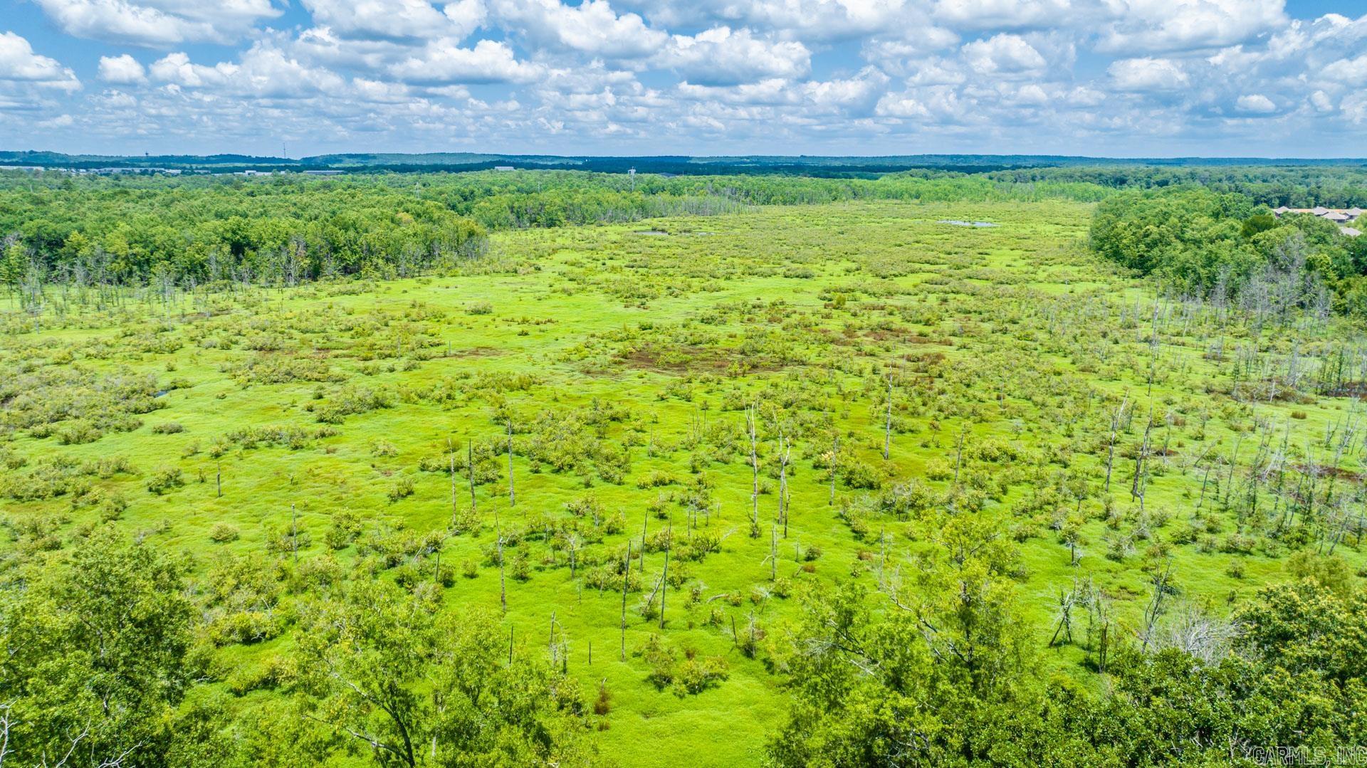 COUNTRY CLUB OF ARK THE - Residential