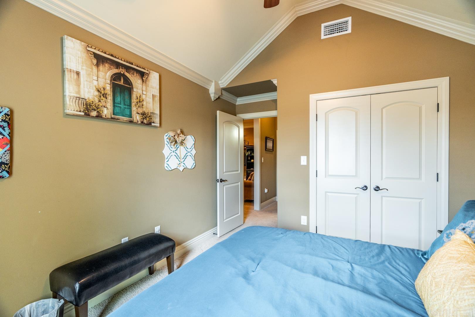 COUNTRY CLUB OF ARK THE - Residential