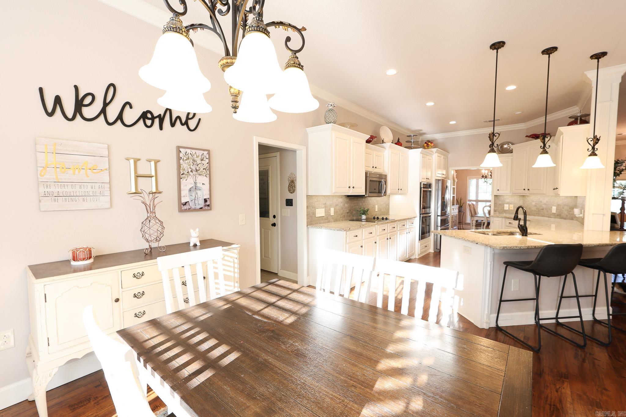 SOUTH HAMPTOPN ESTATES PH I - Residential