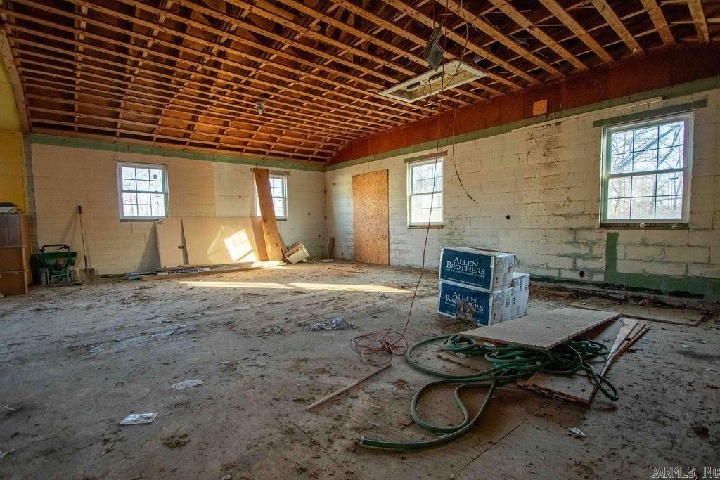 DIXIE ACRES - Residential