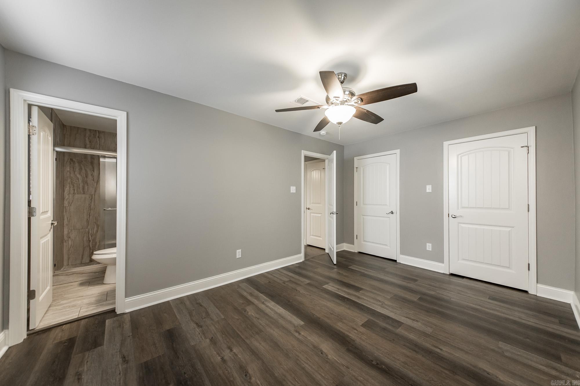 PINEWOOD ESTATES - Residential