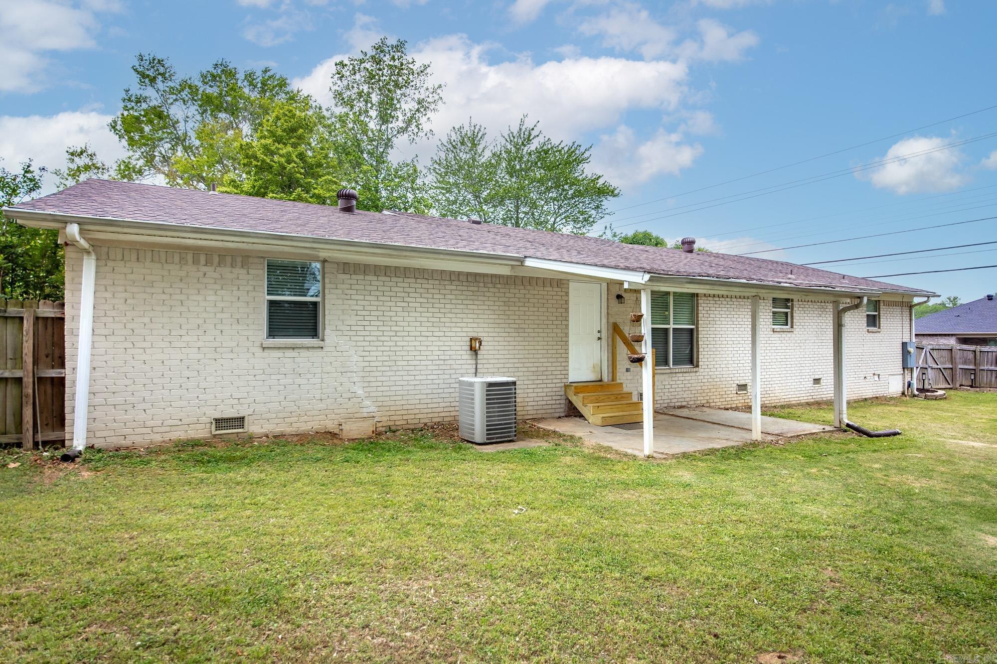 PINEWOOD ESTATES - Residential