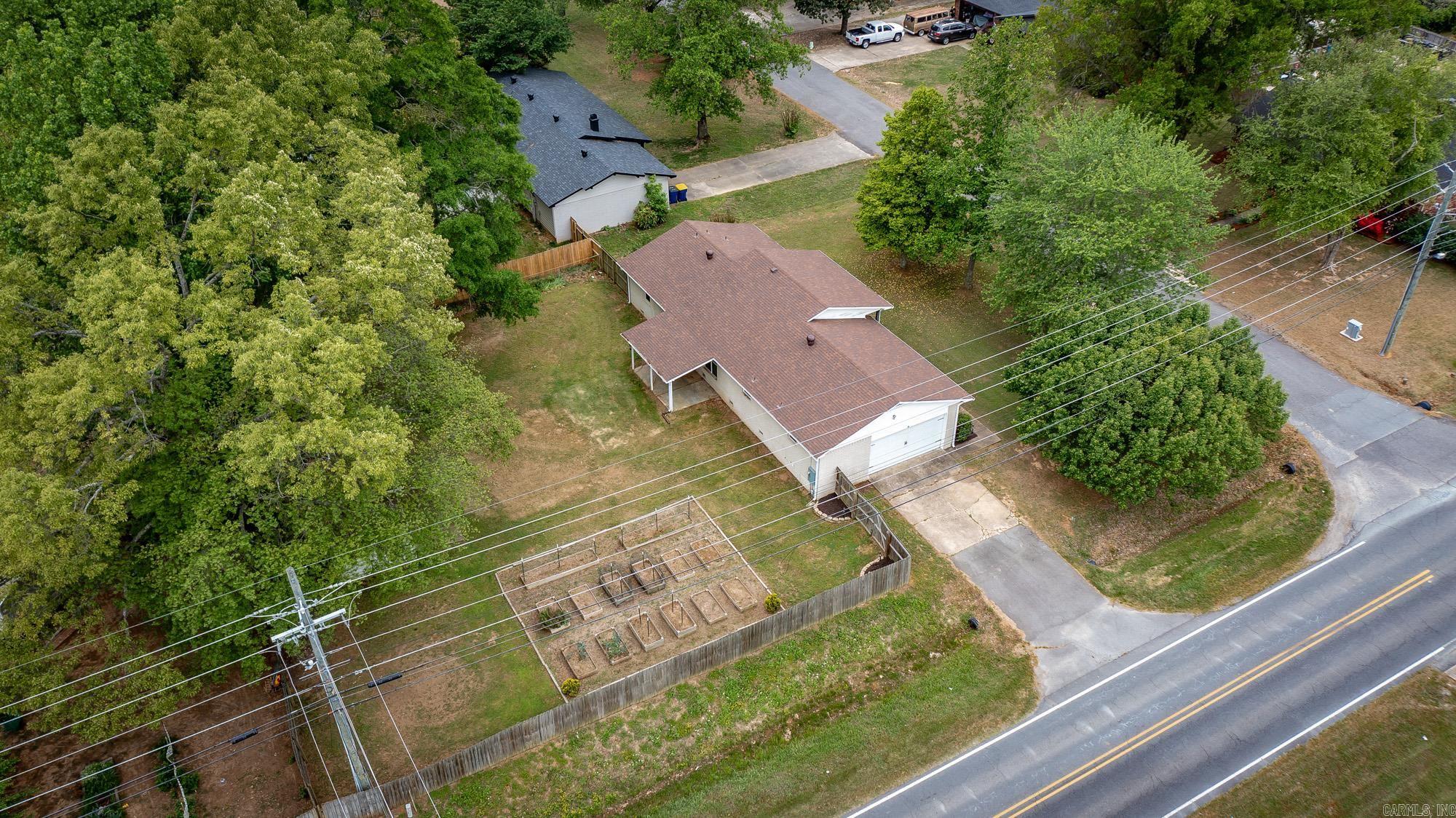 PINEWOOD ESTATES - Residential