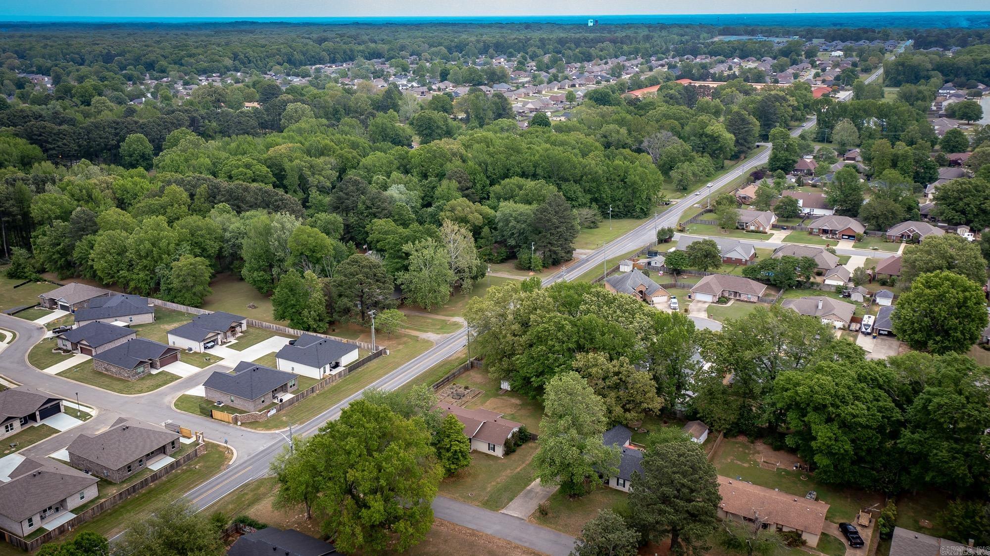 PINEWOOD ESTATES - Residential