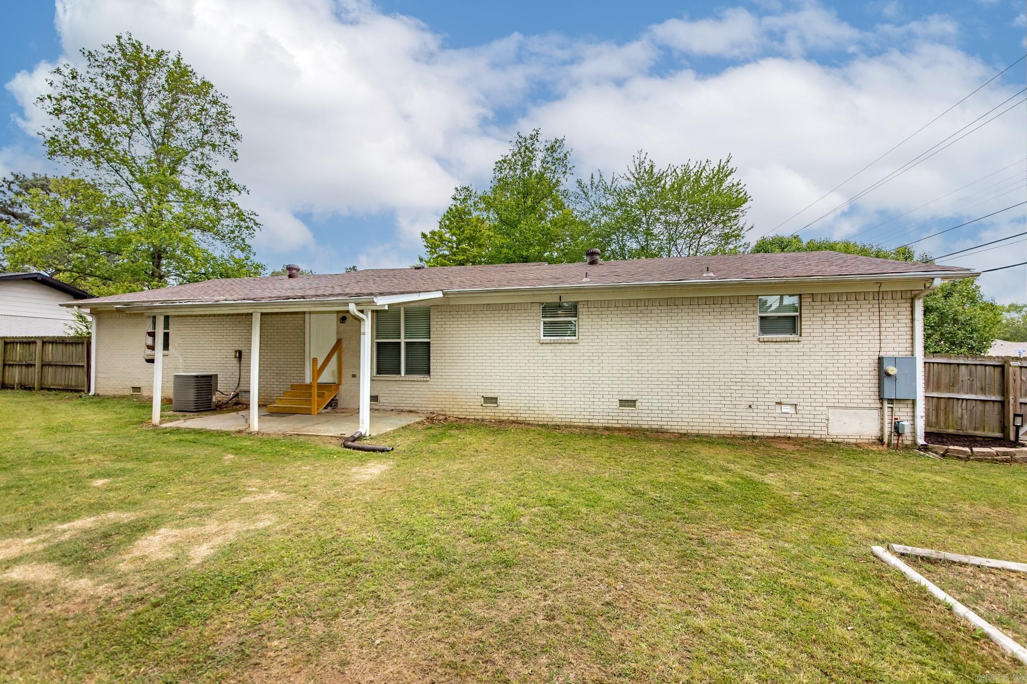 PINEWOOD ESTATES - Residential