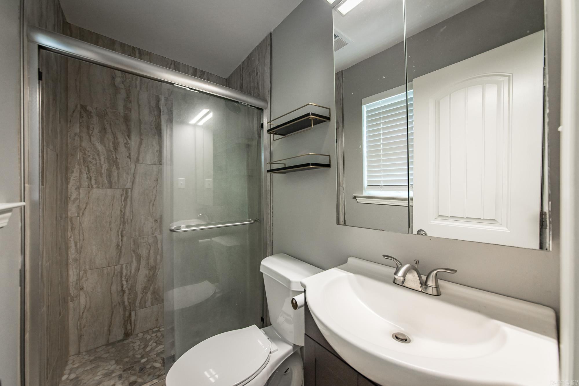 PINEWOOD ESTATES - Residential