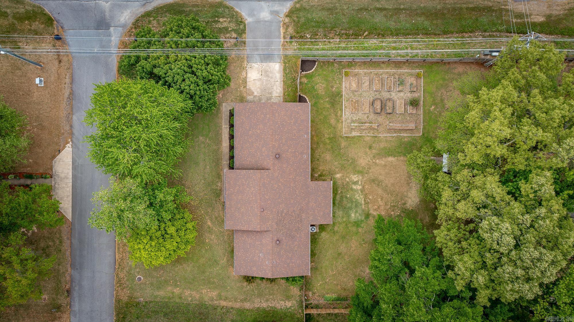 PINEWOOD ESTATES - Residential