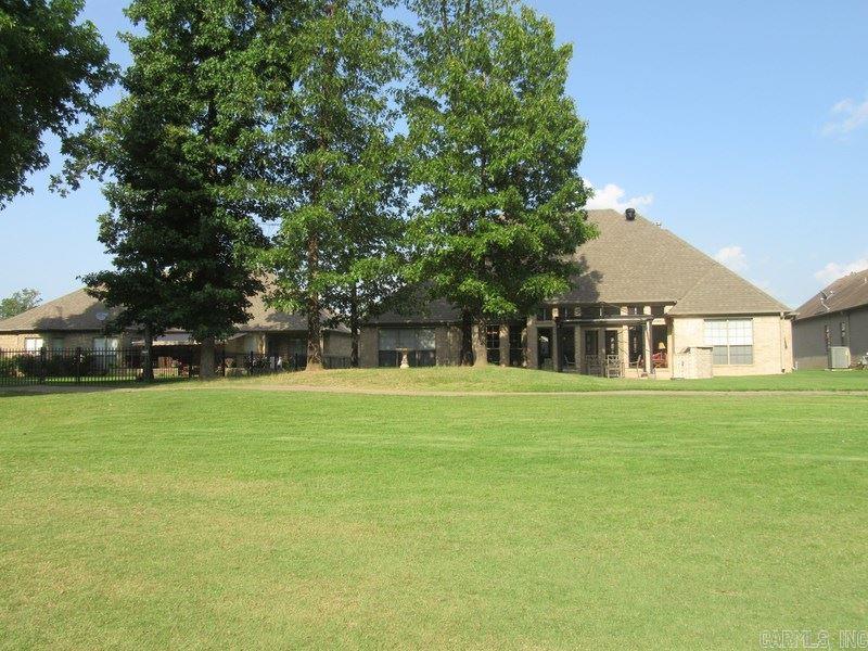 COUNTRY CLUB OF ARK THE - Residential