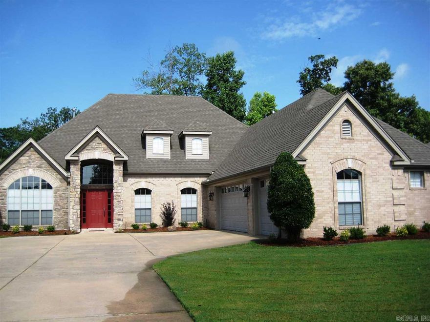 Golf course frontage, outdoor kitchen, one level, all brick, cul-de-sac and immaculate. Located on #2 fairway, open floor plan, hardwoods and sun room provide great views of golf course. Office, bonus, playroom or media room for versatility. Kitchen has granite tile, gas cook top, dual fuel oven w/ warming drawer, stainless steel appliances, and breakfast bar. Walk up stairs attic storage, 3 car side load garage, sprinkler, alarm and new air 2011. There isn't a sign in the yard.