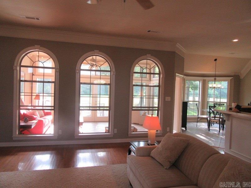 COUNTRY CLUB OF ARK THE - Residential