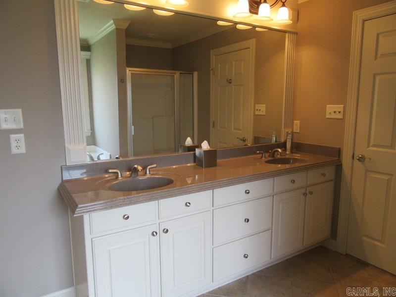 COUNTRY CLUB OF ARK THE - Residential