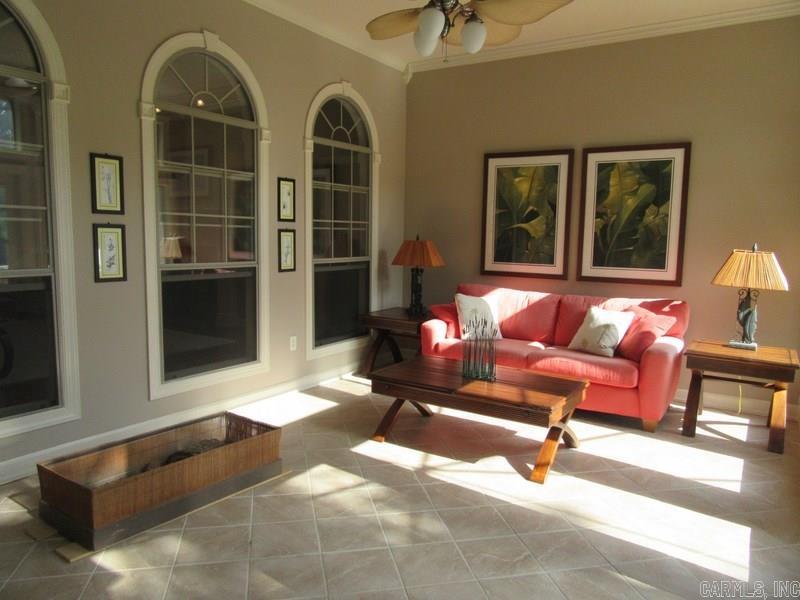 COUNTRY CLUB OF ARK THE - Residential