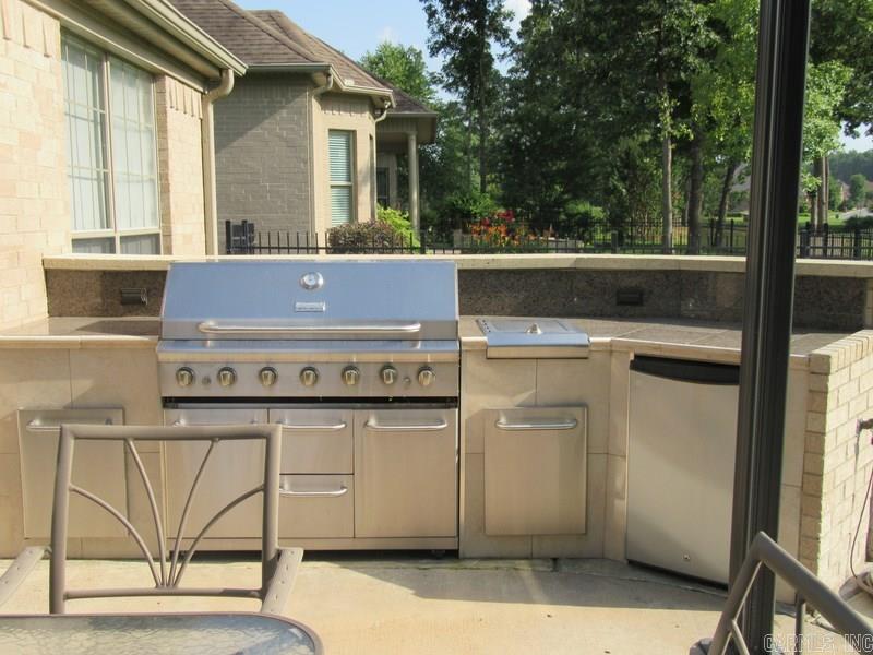 COUNTRY CLUB OF ARK THE - Residential