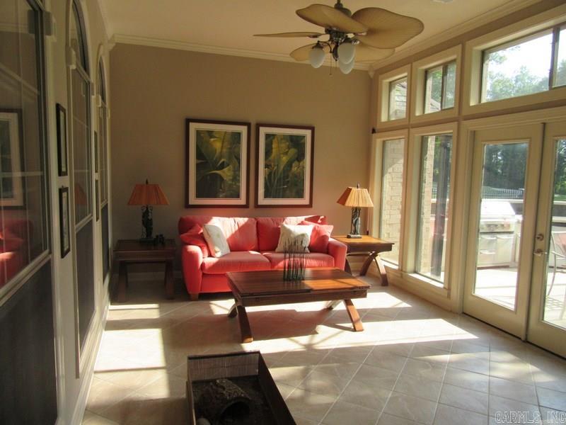 COUNTRY CLUB OF ARK THE - Residential