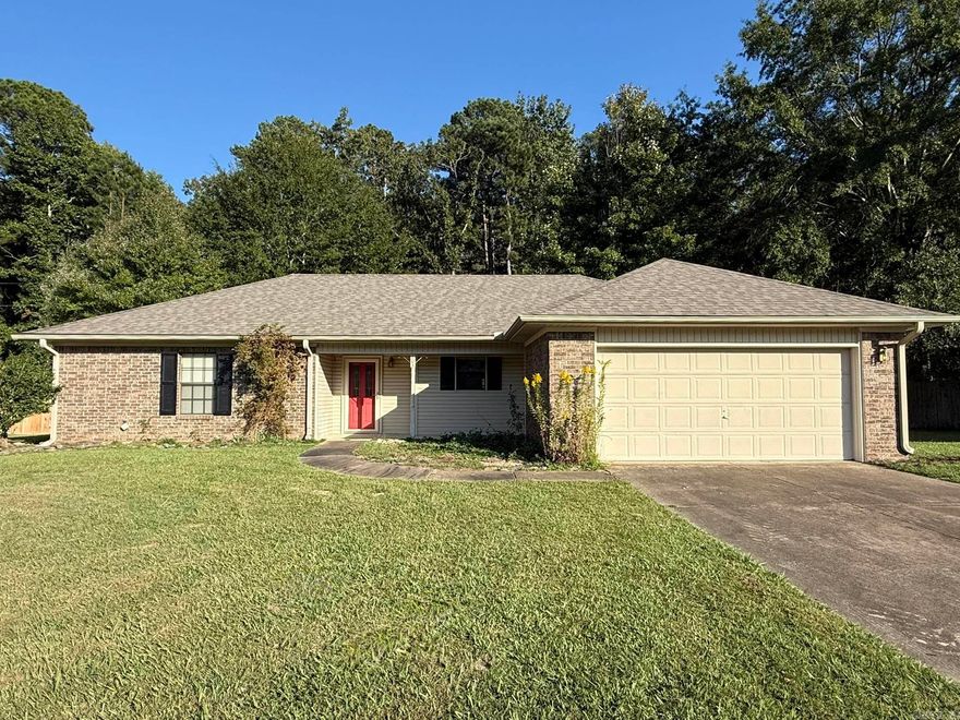 Great home located on a quiet street in the Honeysuckle Hills Subdivision. 3-bedroom, 2-bathroom, functional split floor plan. Vaulted ceilings, linen closet in 2nd bathroom. Outdoor storage, private fully fenced backyard. Only 20 minutes to Little Rock. Refrigerator, washer, and dryer convey. Brand new roof October 2025!