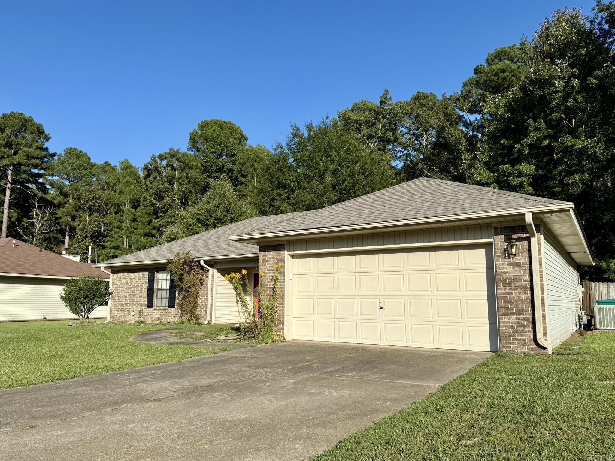 HONEYSUCKLE HILLS ADD - Residential
