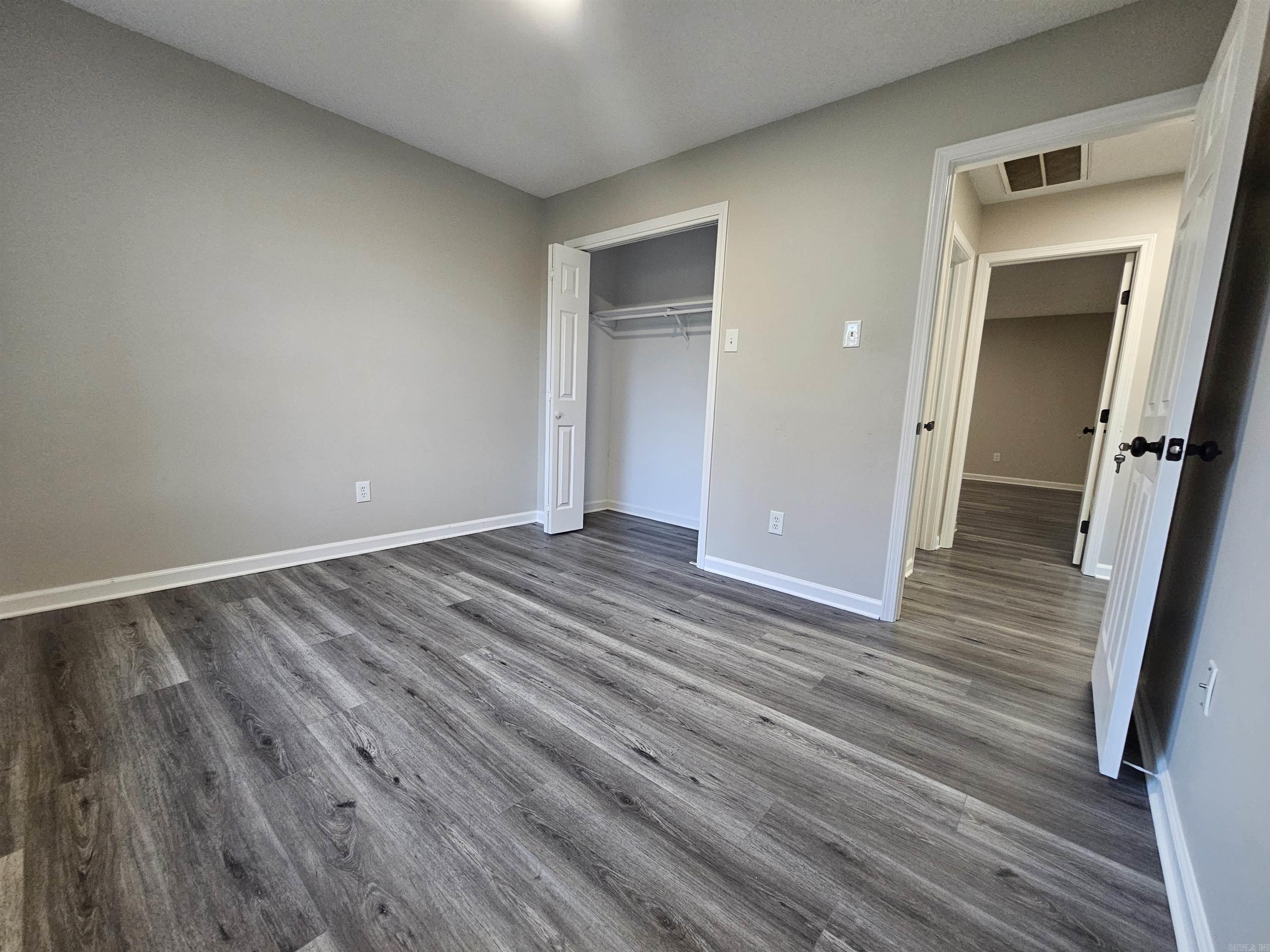 ROBINWOOD - Residential