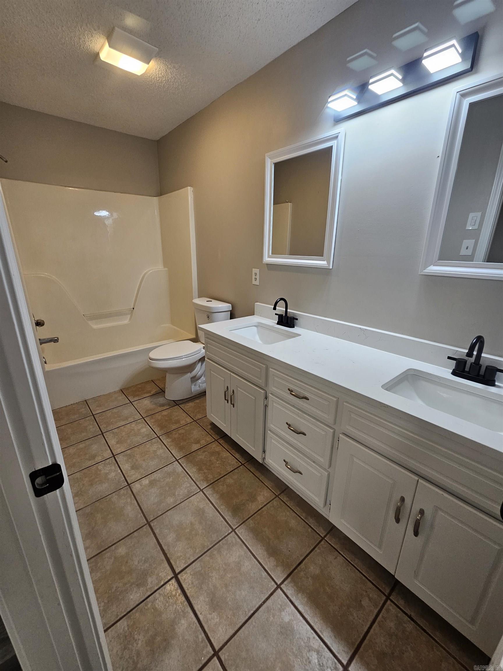 ROBINWOOD - Residential