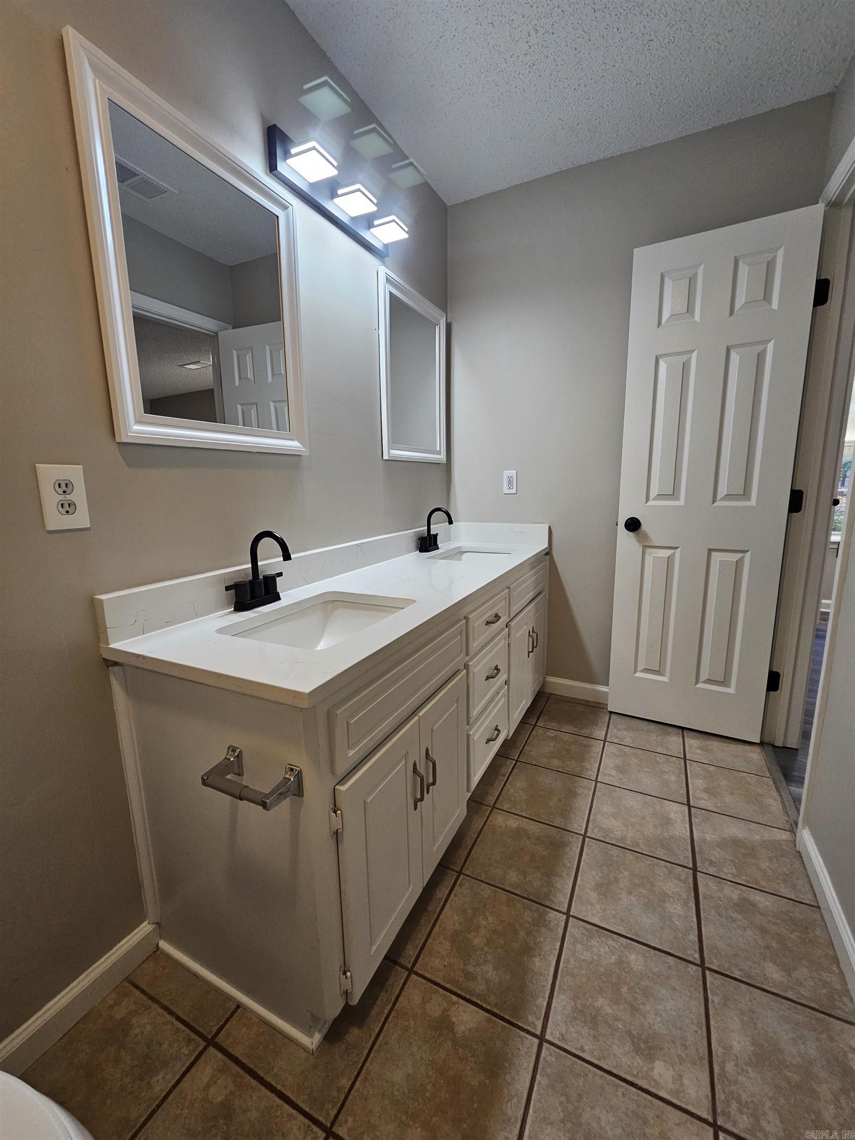 ROBINWOOD - Residential