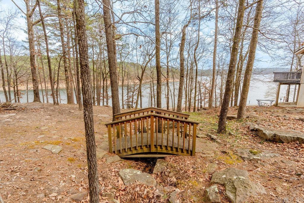 BELMONT ACRES - LAKE - Residential