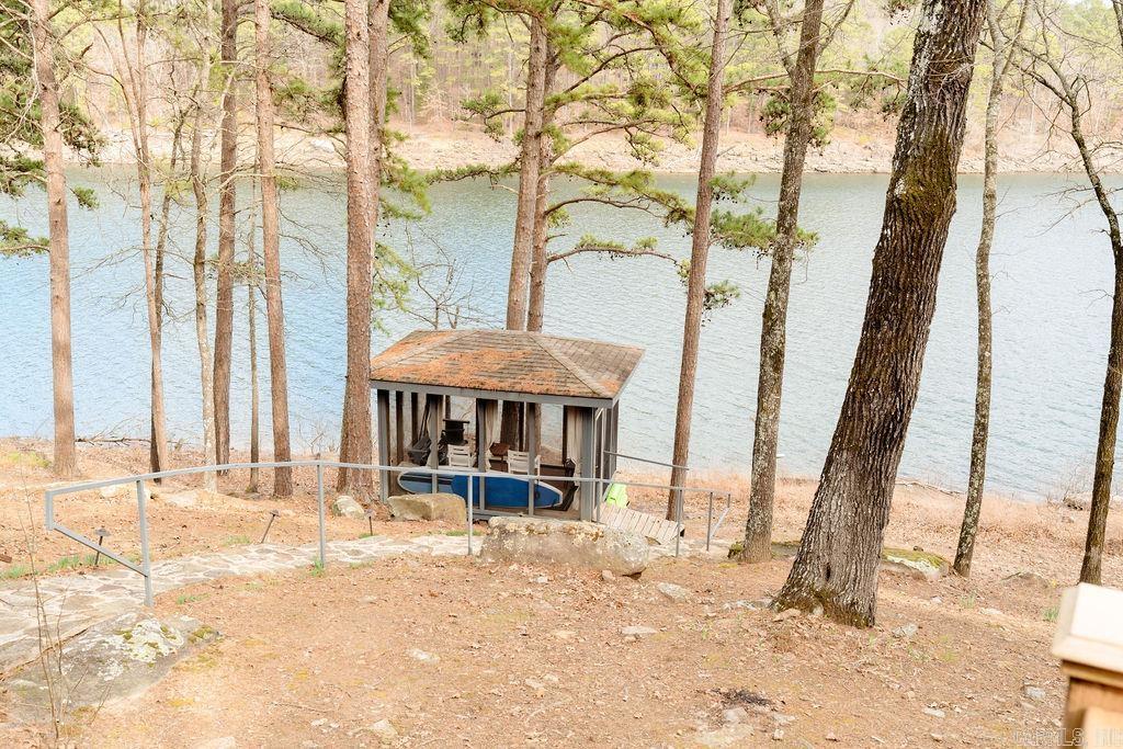 BELMONT ACRES - LAKE - Residential