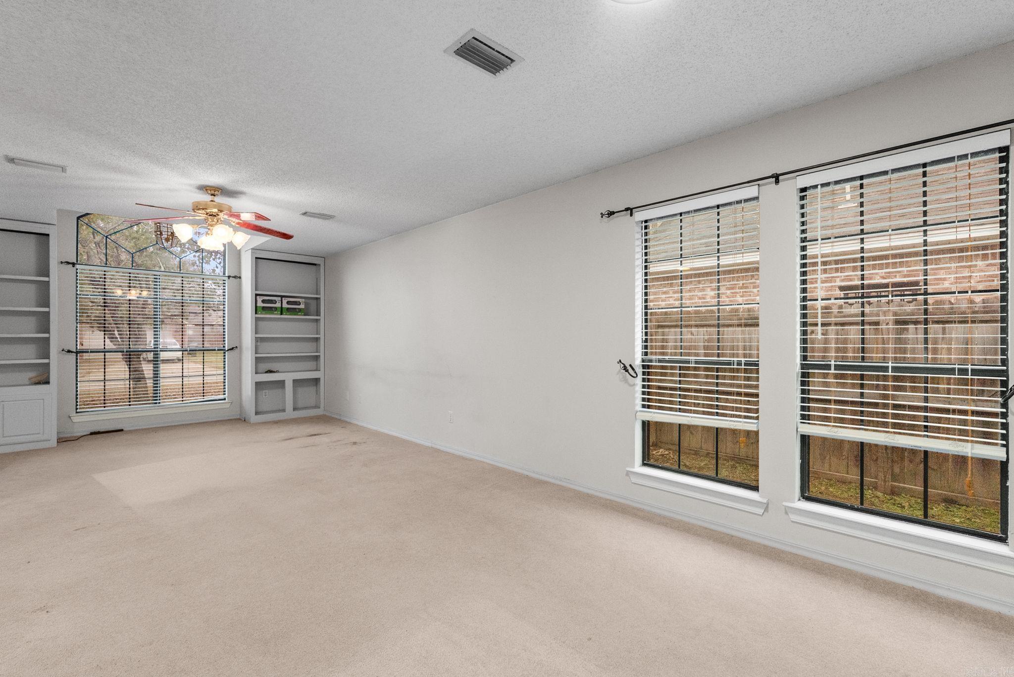 BRIARCREST - Residential