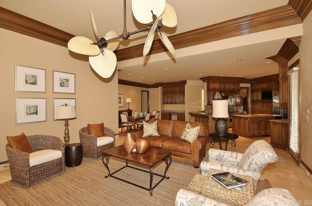 CHENAL VALLEY BRETAGNE CIRCLE - Residential