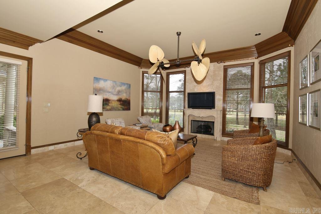 CHENAL VALLEY BRETAGNE CIRCLE - Residential