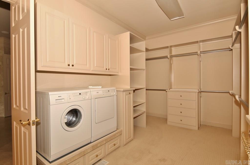 CHENAL VALLEY BRETAGNE CIRCLE - Residential