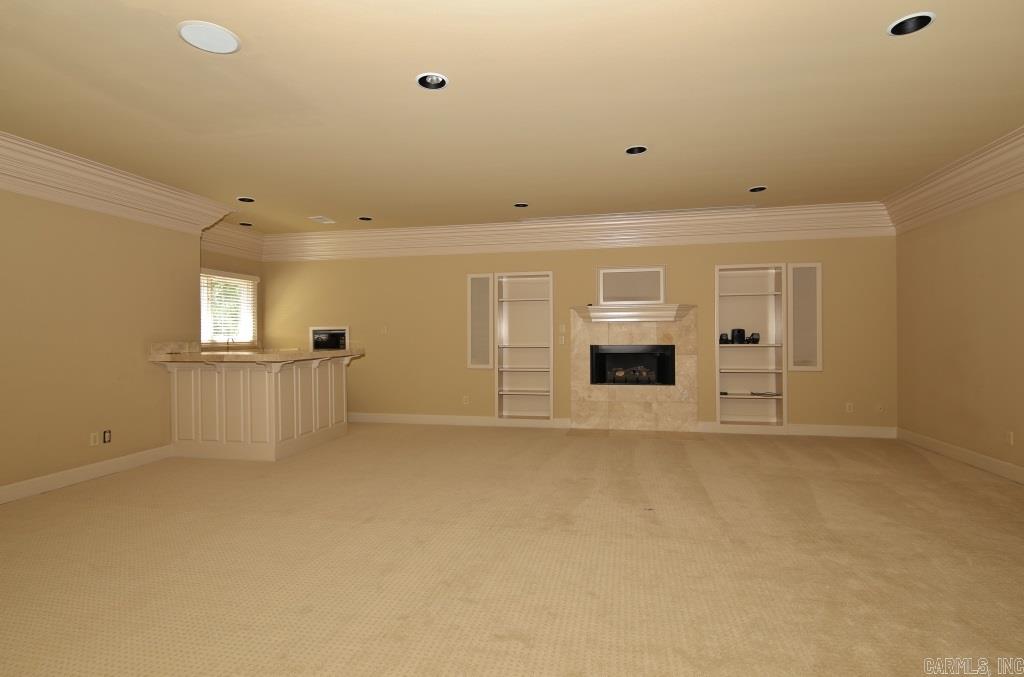 CHENAL VALLEY BRETAGNE CIRCLE - Residential