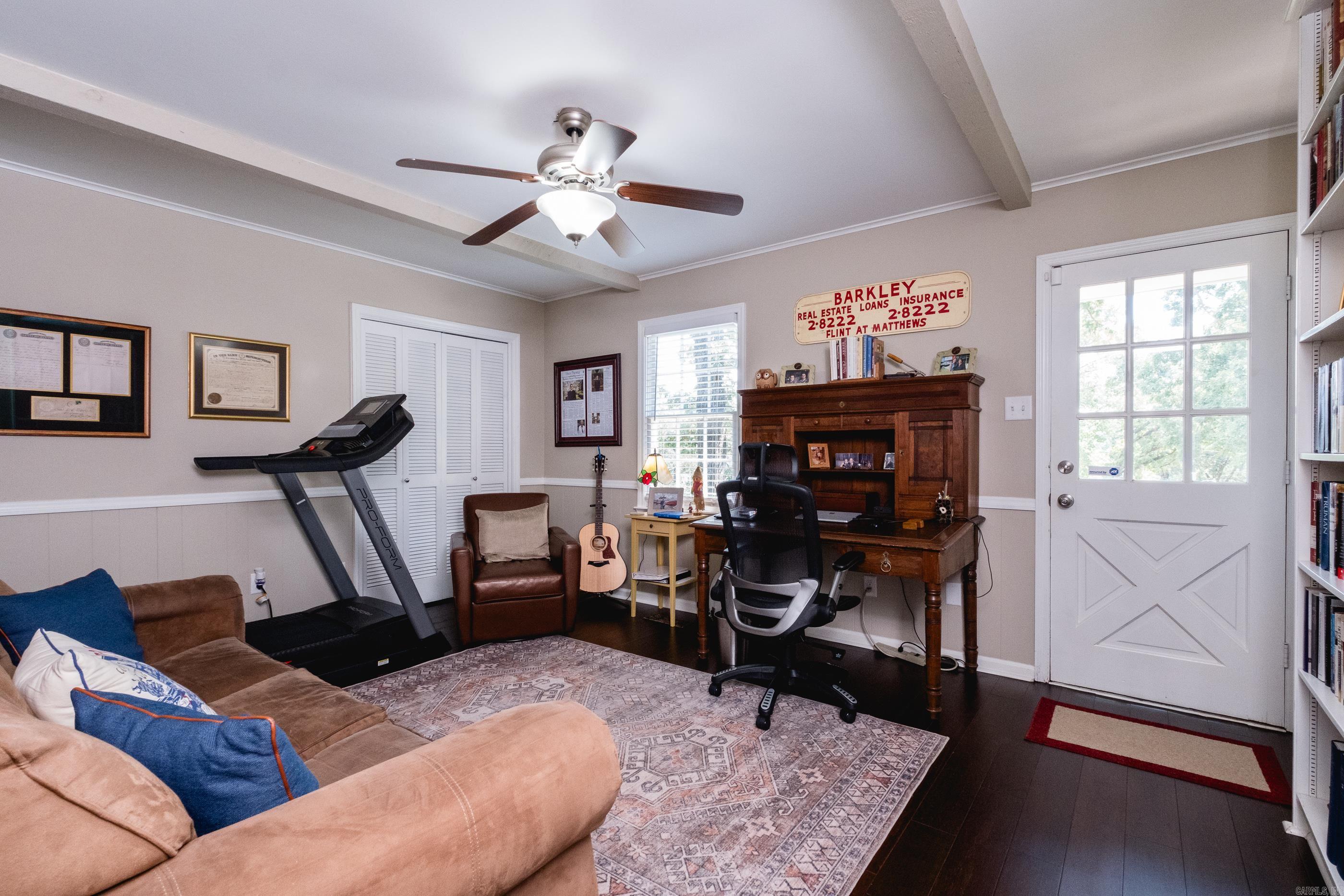 Leawood Manor 1st - Residential