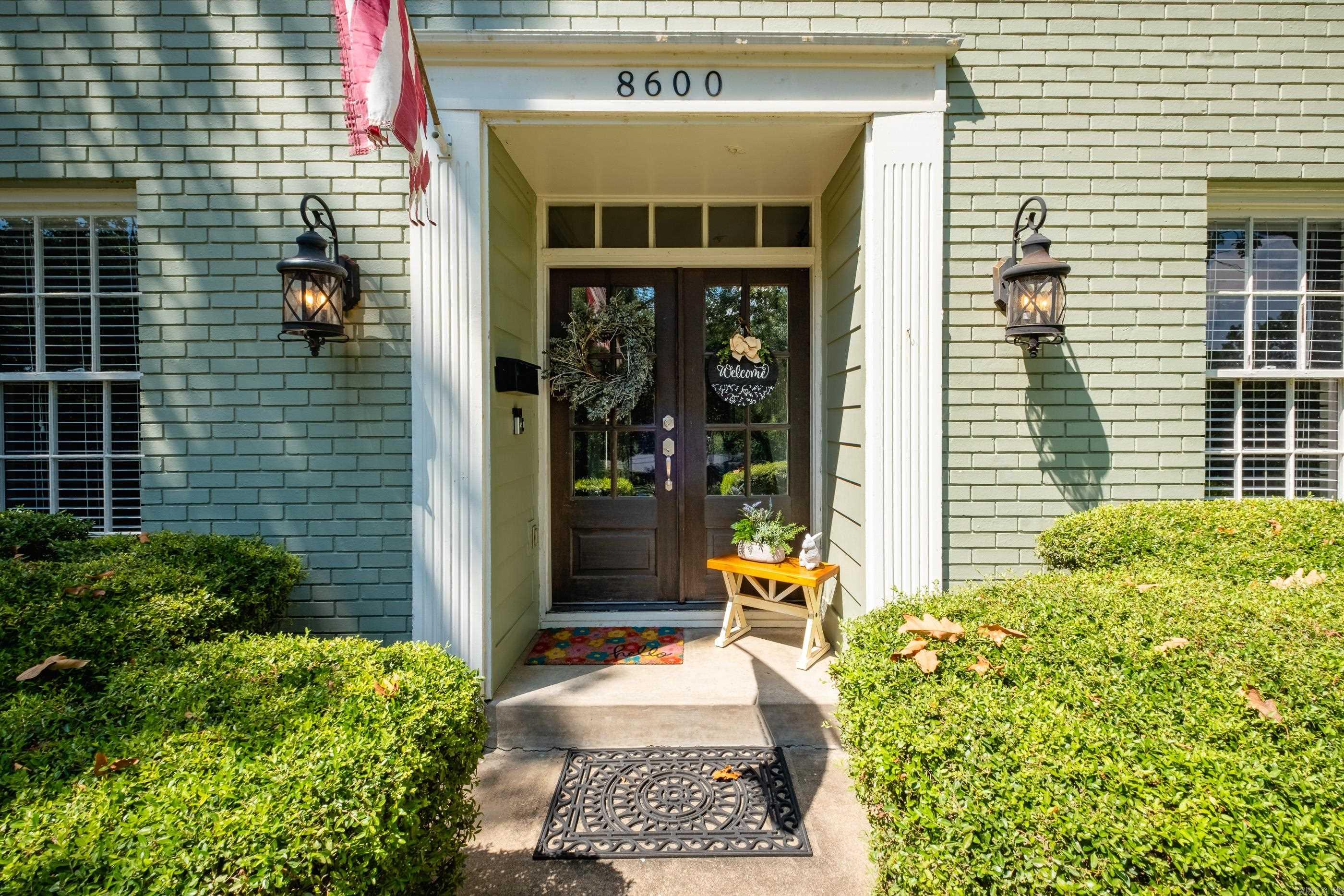 Leawood Manor 1st - Residential