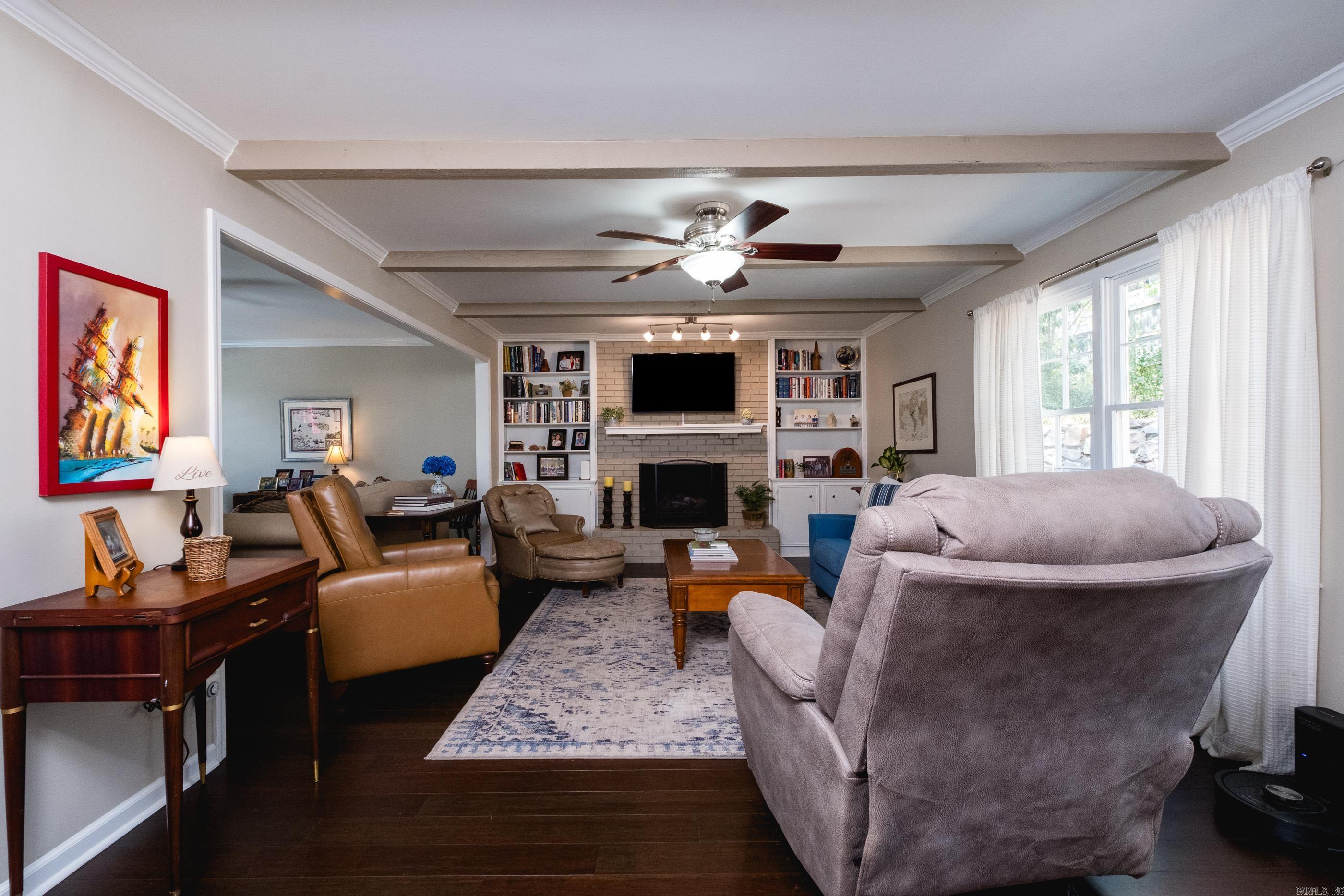 Leawood Manor 1st - Residential