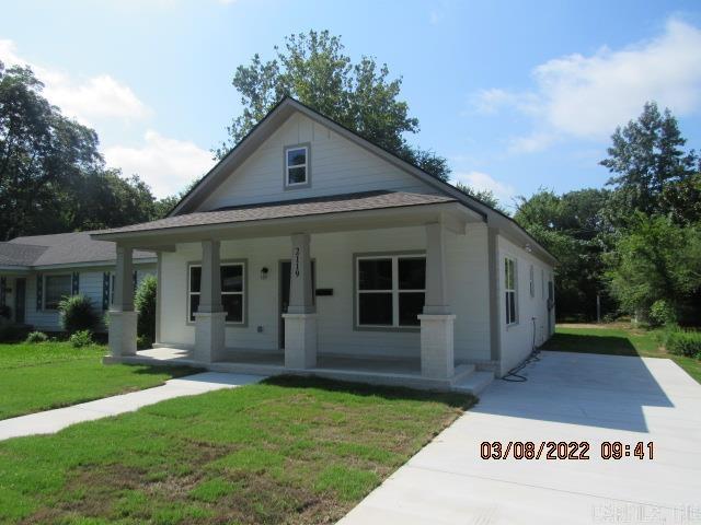 Beautiful newer construction Craftsman style home!!! 3 bedrooms, open floor plan, LVT vinyl flooring throughout, granite countertops throughout, all electric, all kitchen stainless appliances including refrigerator, separate laundry area with hook-ups, nice covered front porch, rear open patio, close to Conway High & the Junior High! Available now, no pets allowed! ***PLEASE NOTE WE DO NOT ADVERTISE ON CRAIGSLIST OR FACEBOOK MARKETPLACE. ANY LISTING OF OURS SEEN THERE IS A SCAM!!!***