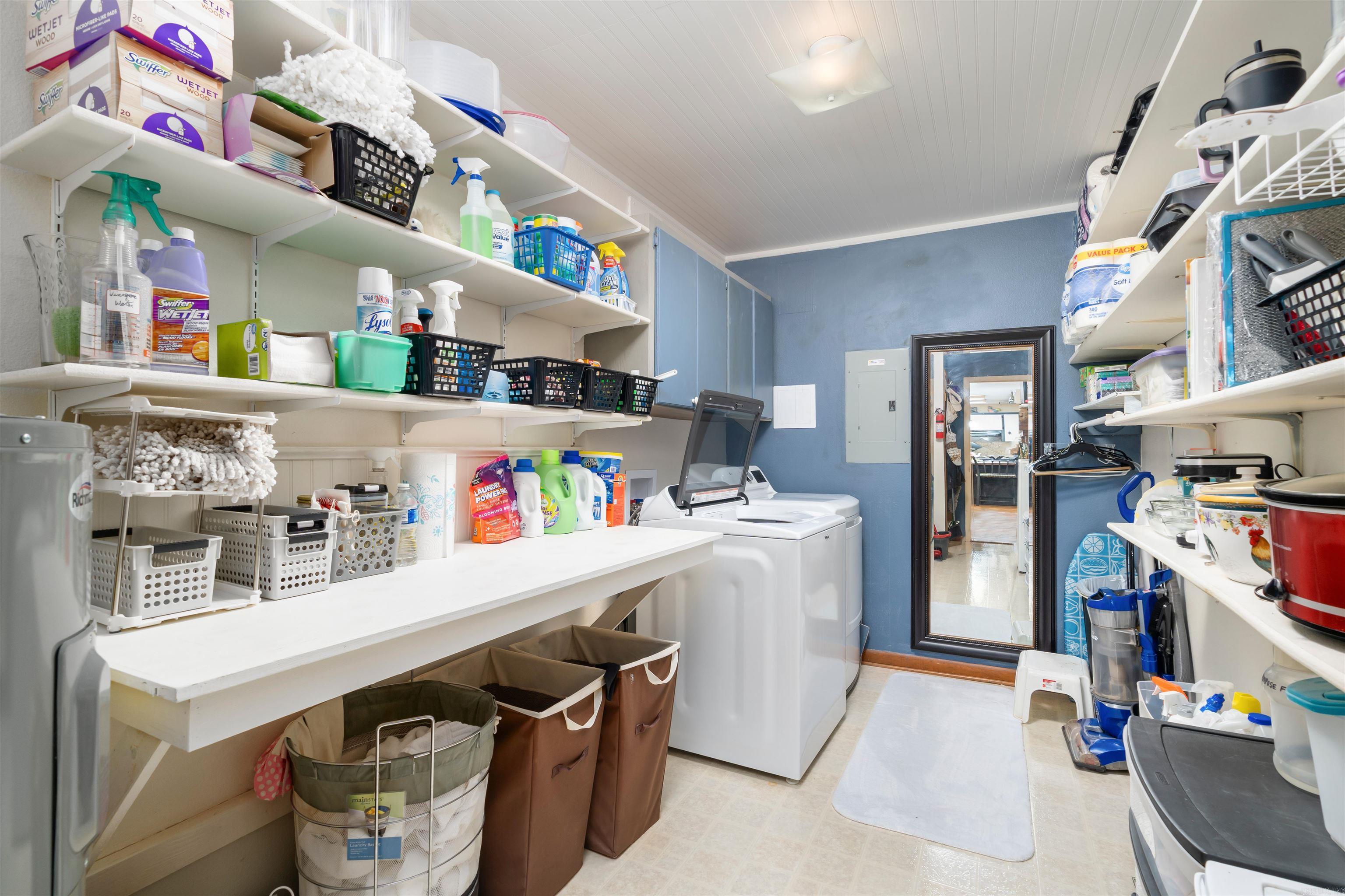 CASTILLO - Residential