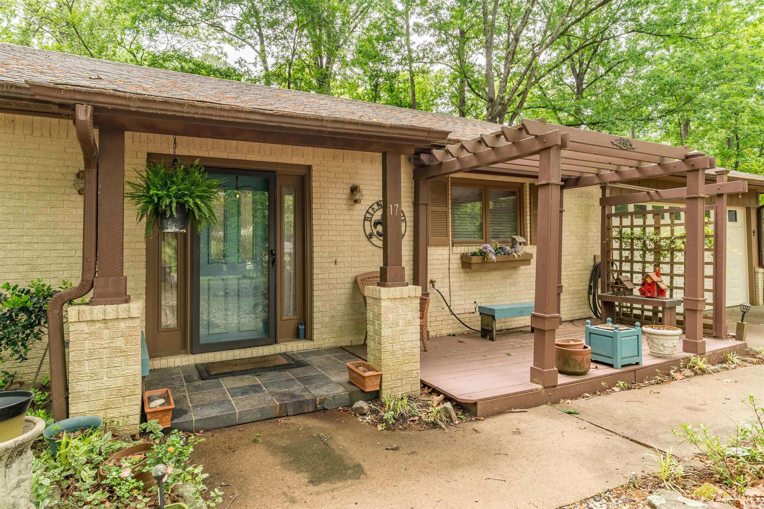 CASTILLO - Residential