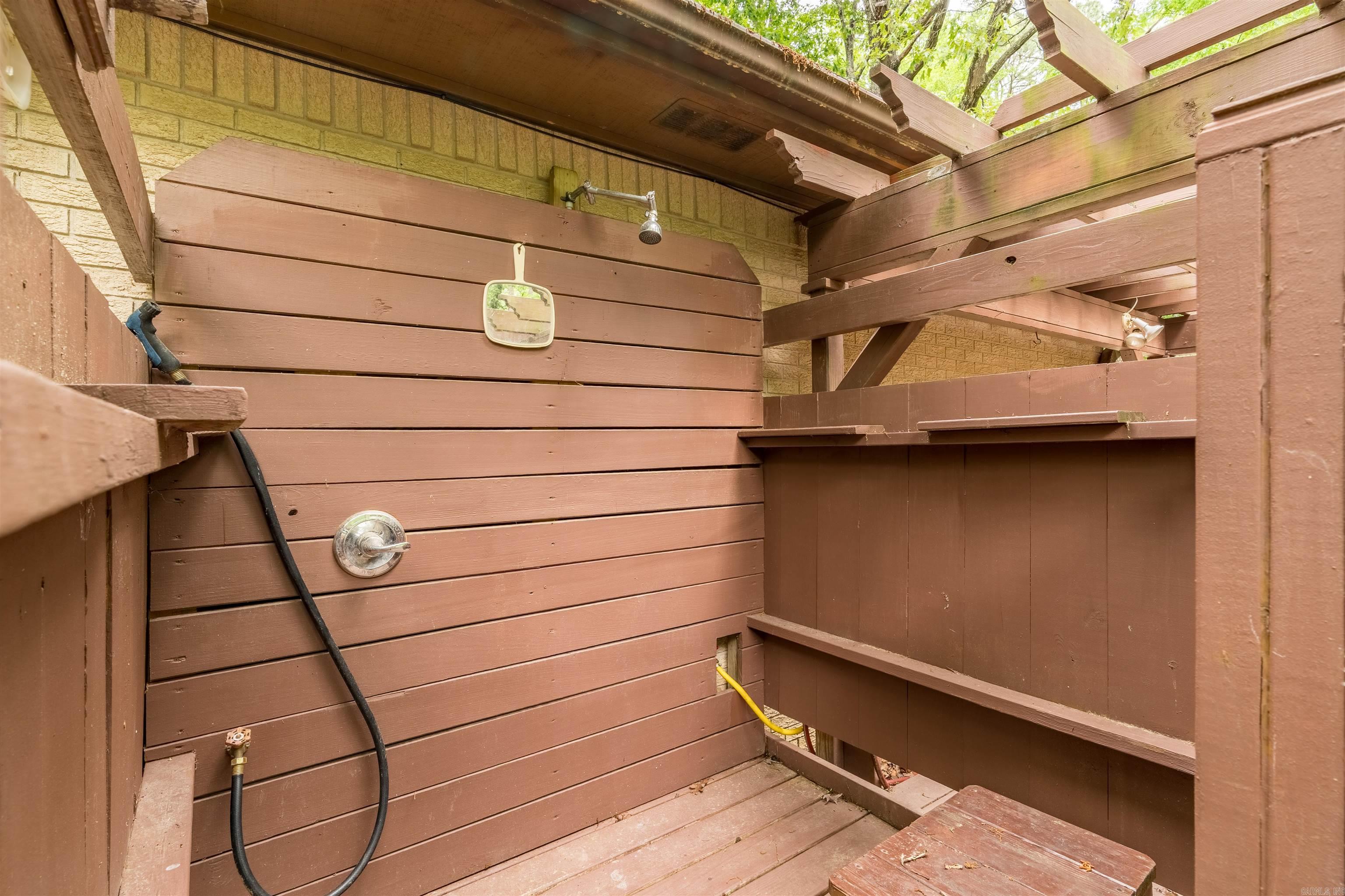 CASTILLO - Residential