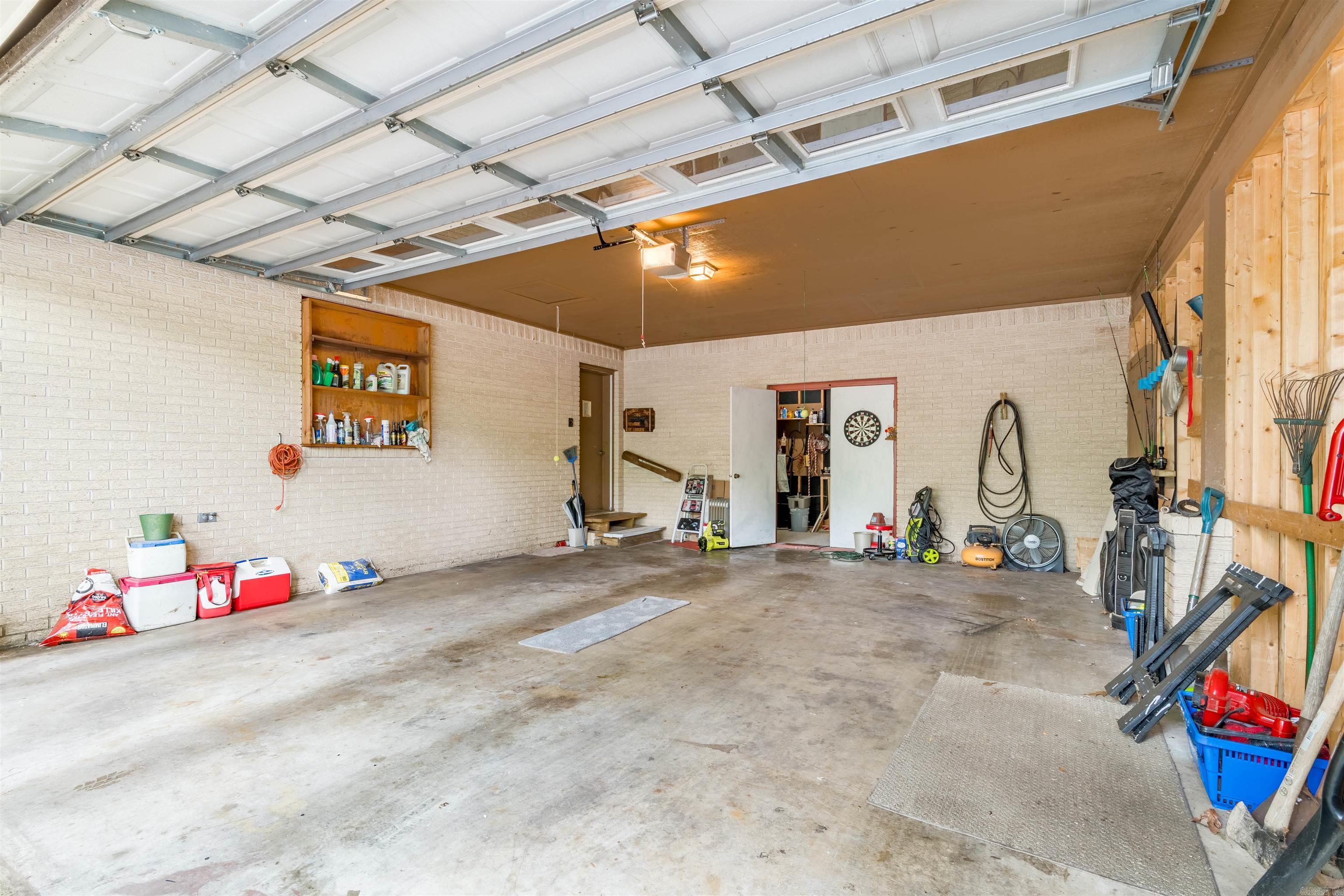 CASTILLO - Residential