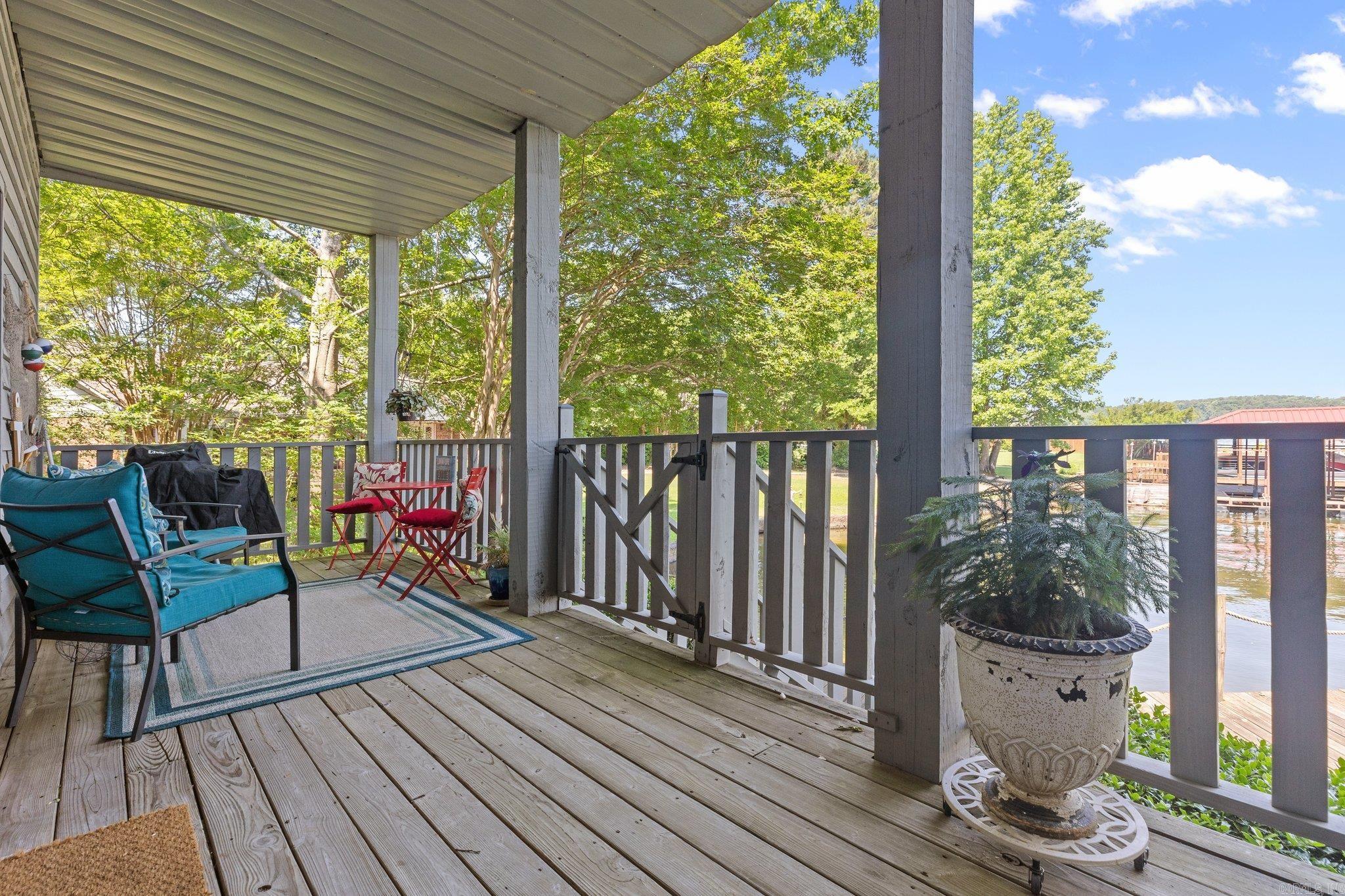 FARR SHORES HPR - Residential