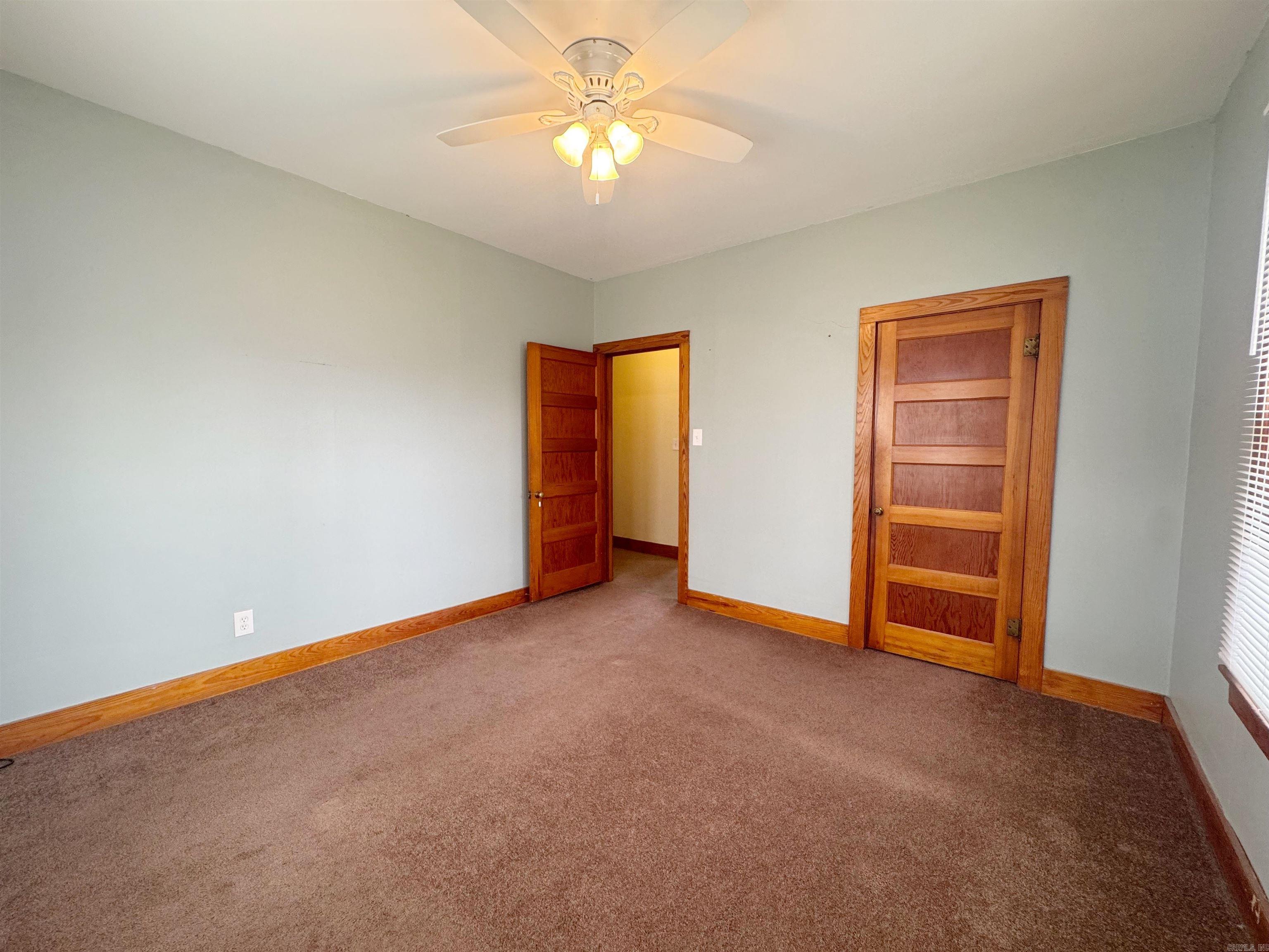 MAXFIELD EASTERN - Residential