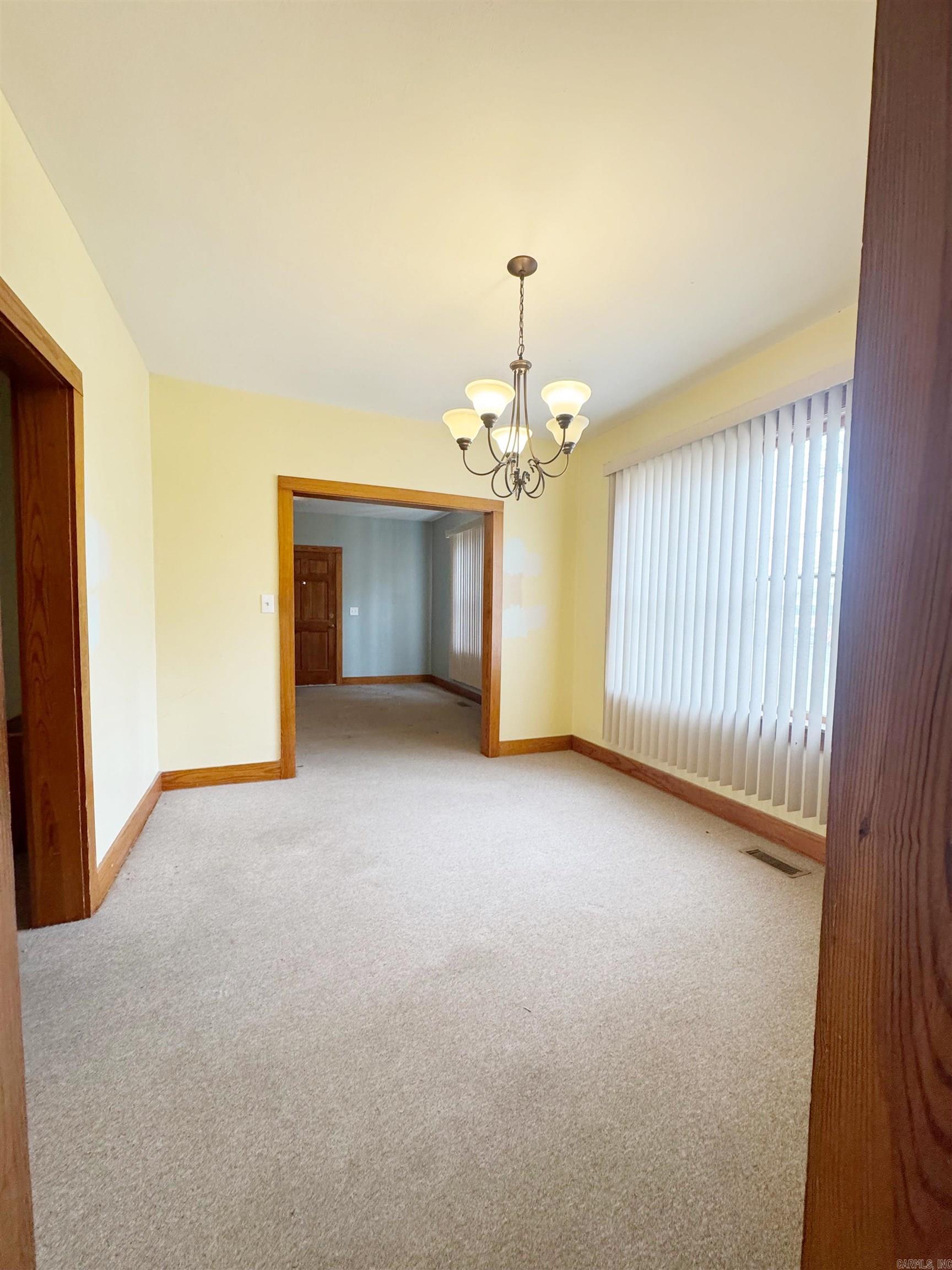 MAXFIELD EASTERN - Residential