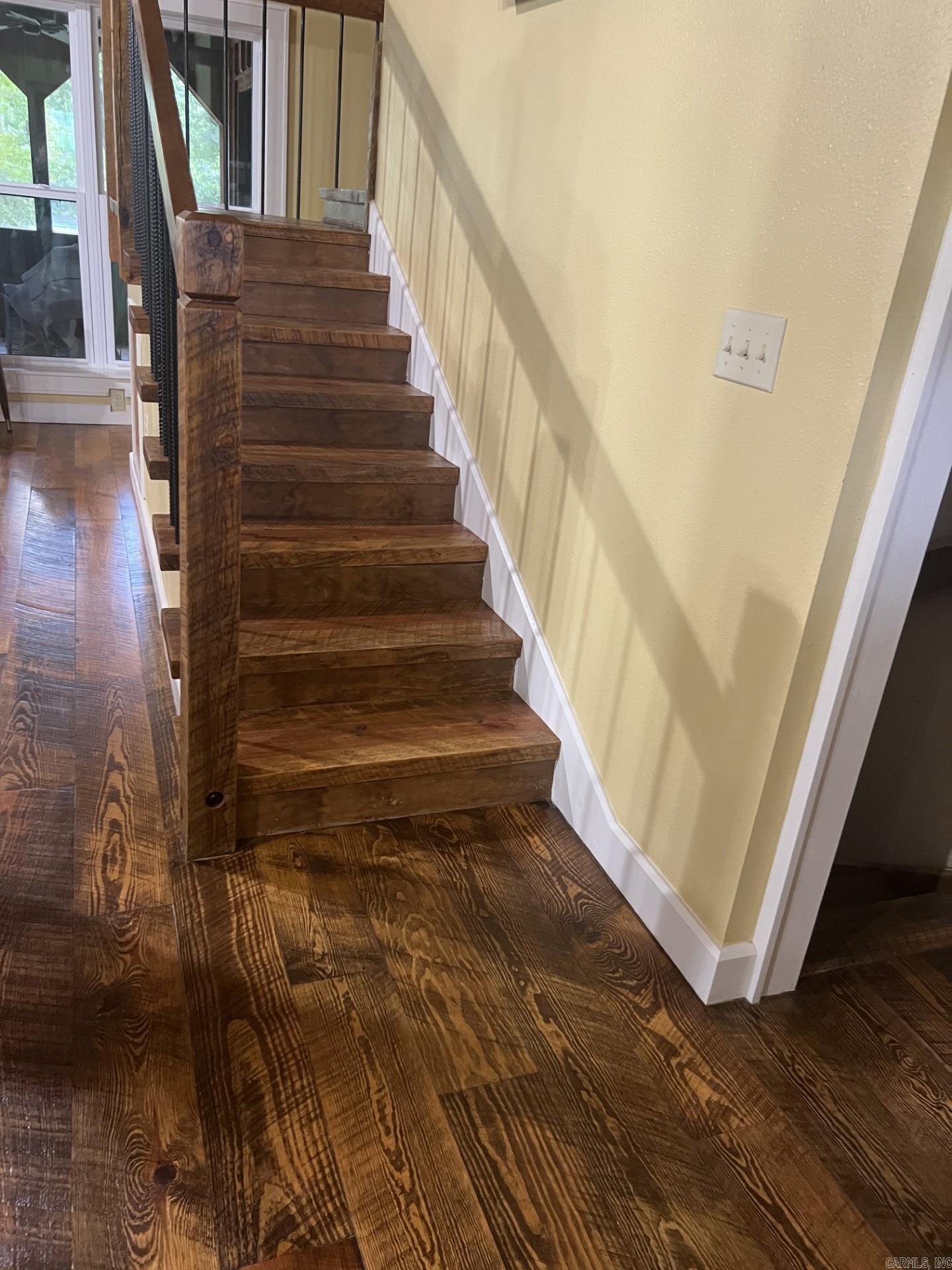 YORKTOWN - Residential