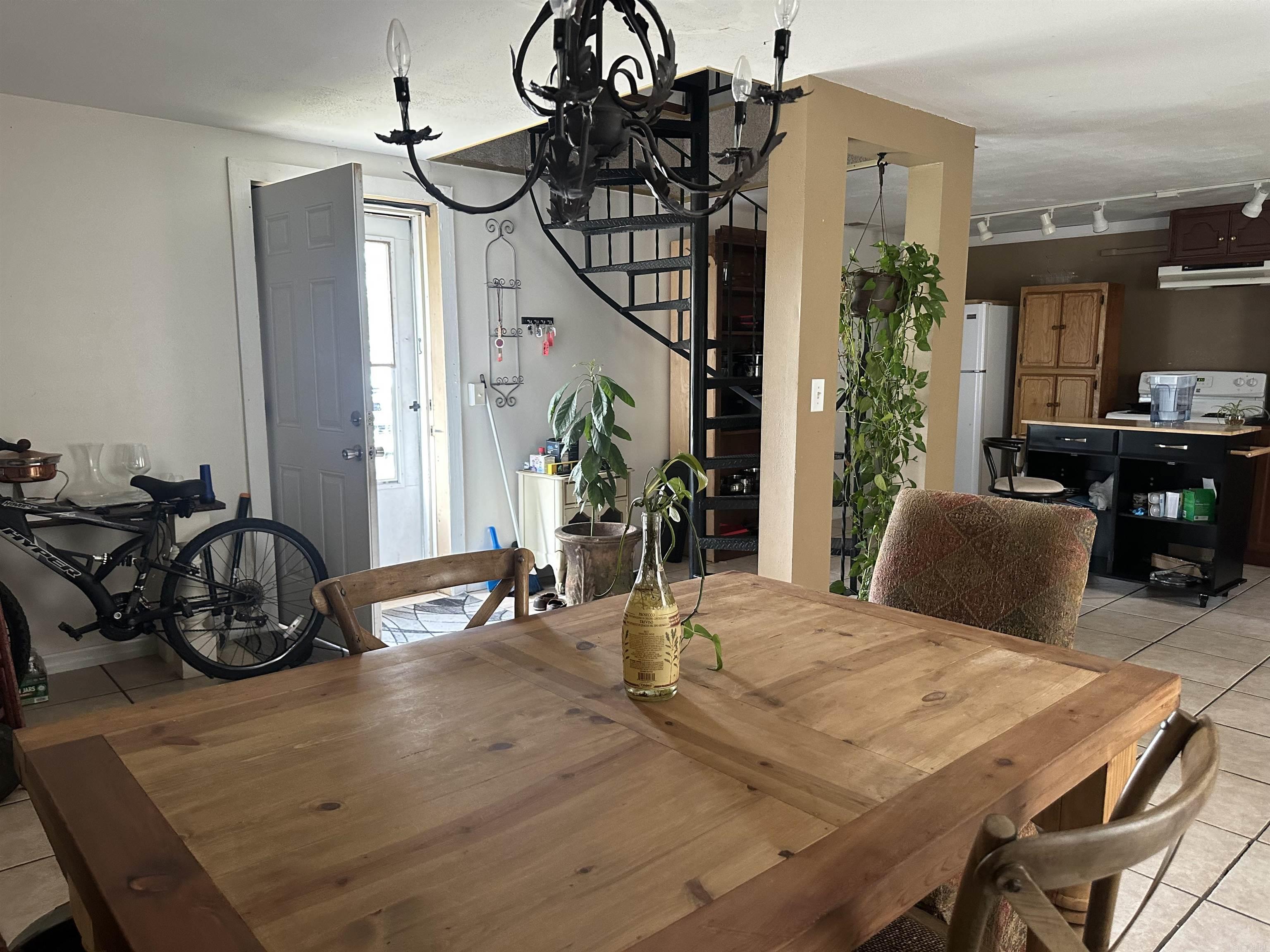 CHAMBERS POINT - Residential