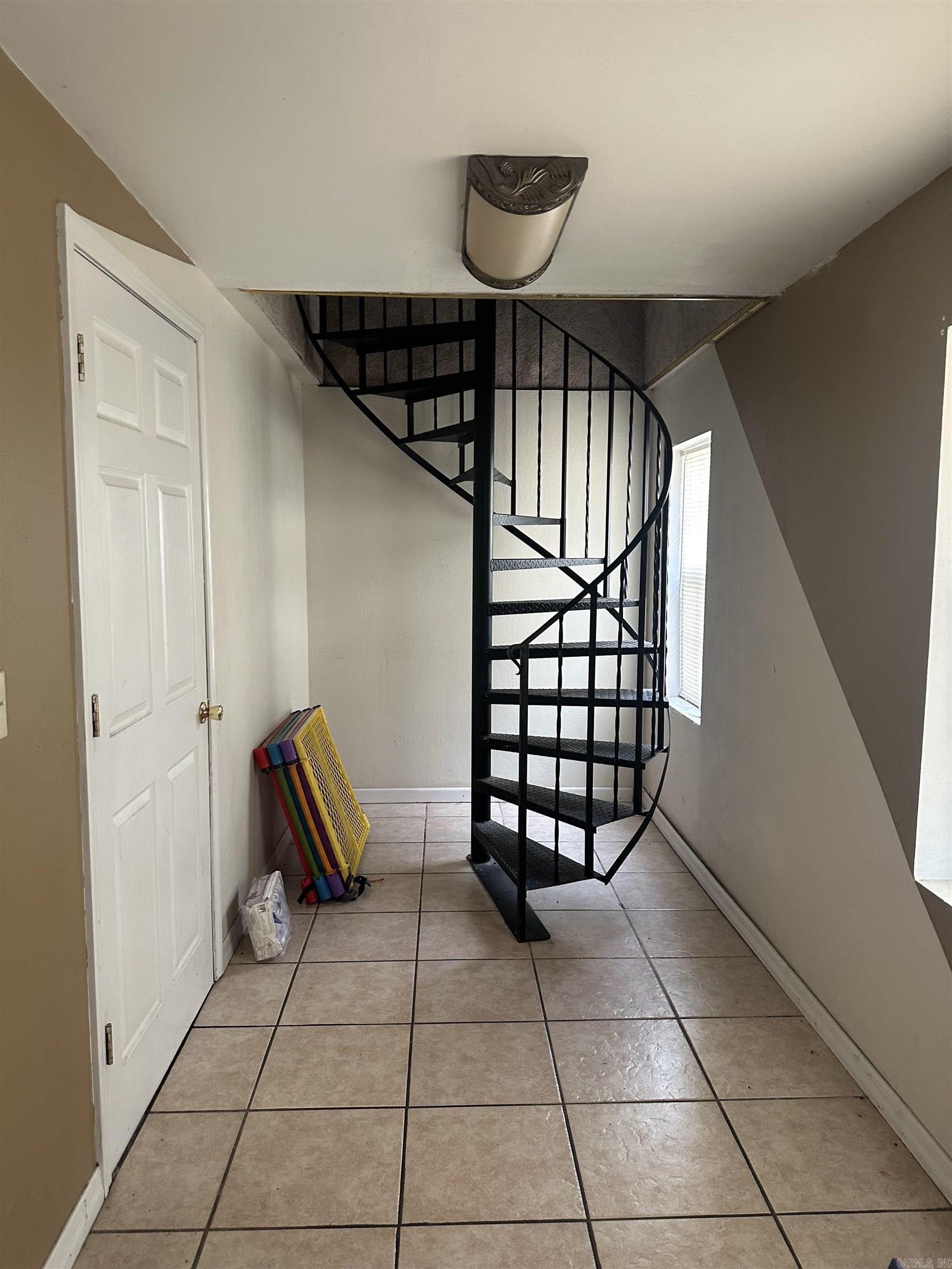 CHAMBERS POINT - Residential