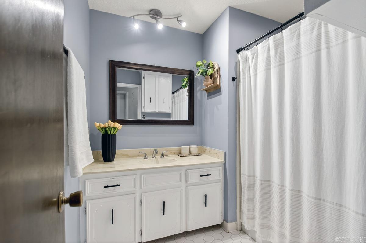 Pleasantree - Residential