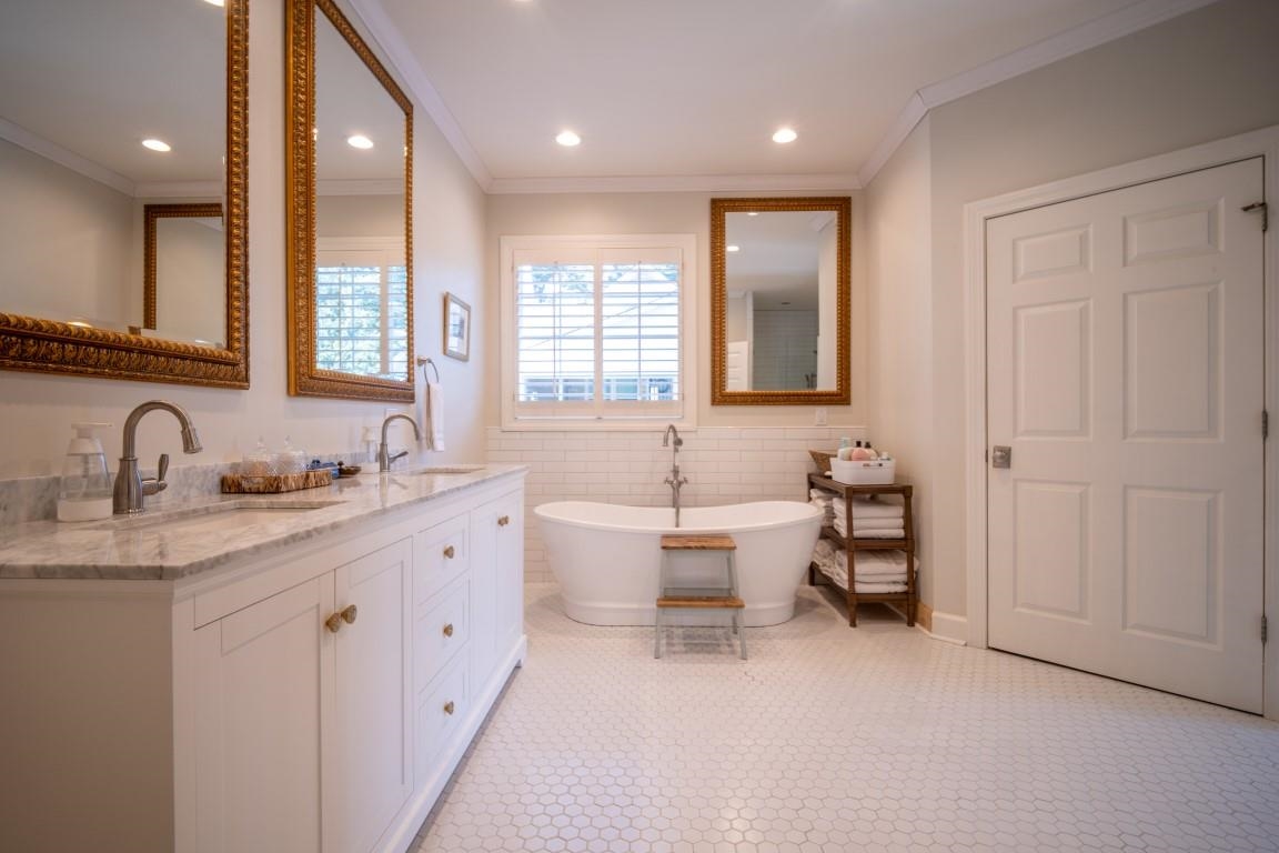 CHAPMAN & DEWEY RIVERSIDE - Residential