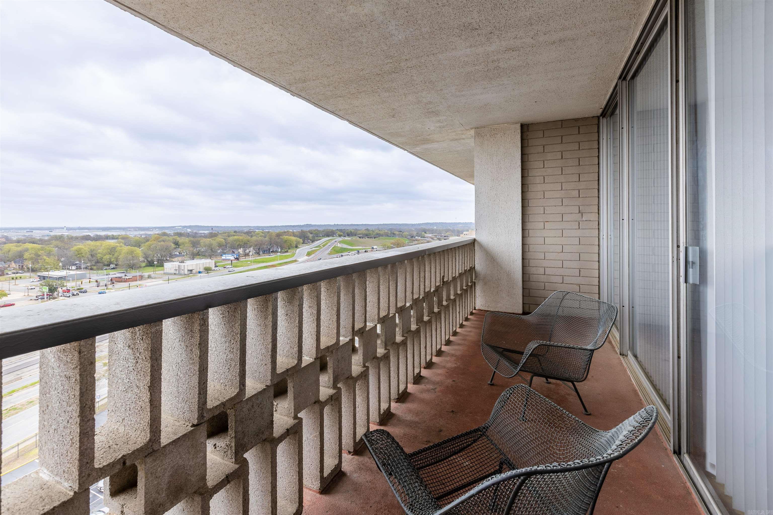Quapaw Tower HPR - Residential Lease