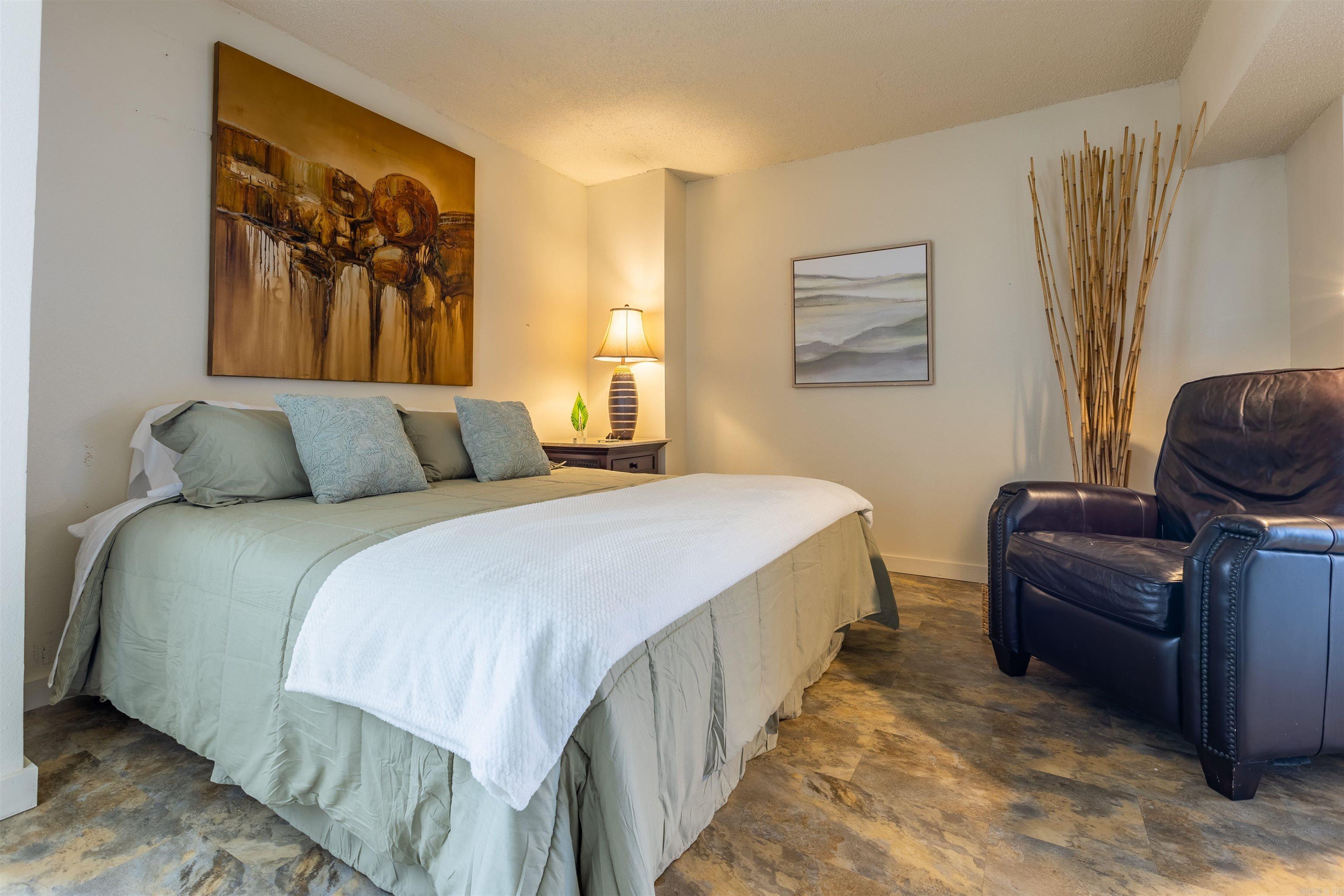 Quapaw Tower HPR - Residential Lease