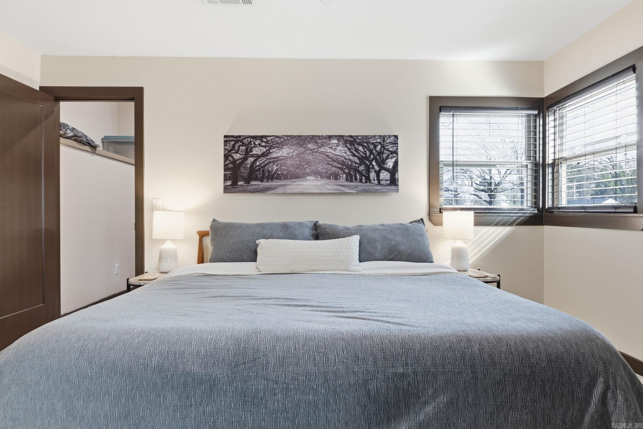 KINGWOOD PLACE - Residential