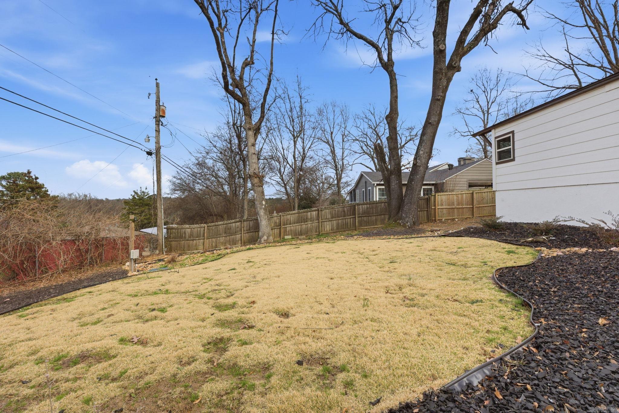 KINGWOOD PLACE - Residential